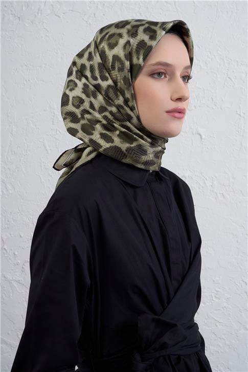 Armine Klasik Desenli Saf İpek Twill Eşarp 9425D 32