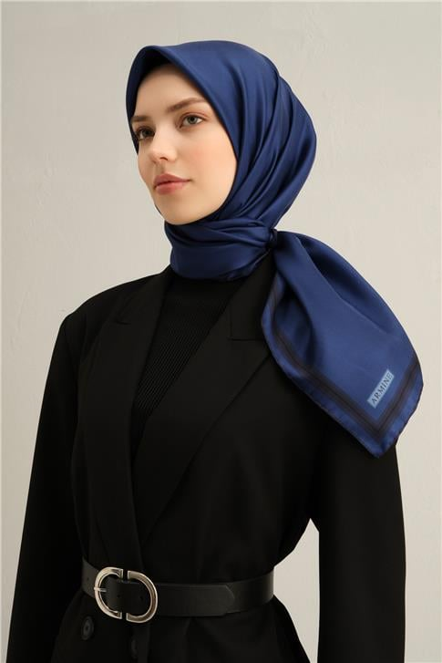 Armine Klasik Desenli Saf İpek Twill Eşarp 9356D 52