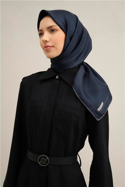 Armine Klasik Desenli Saf İpek Twill Eşarp 9348D 80