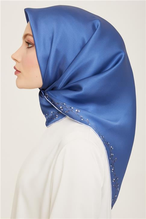 Armine Klasik Desenli Sura İpek Eşarp 24Ya9152 43 38