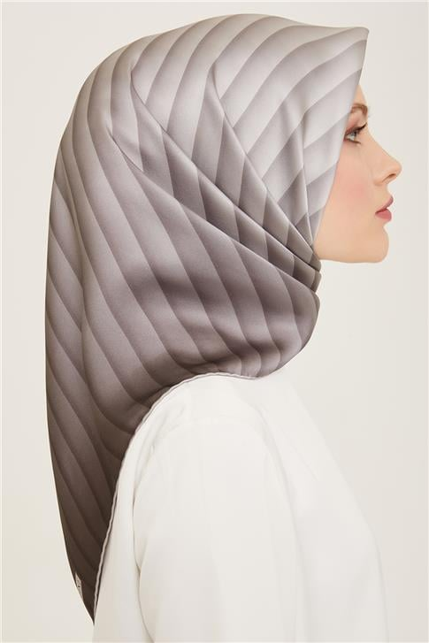 Armine Klasik Desenli Sura İpek Eşarp 24Ya9150 50 87