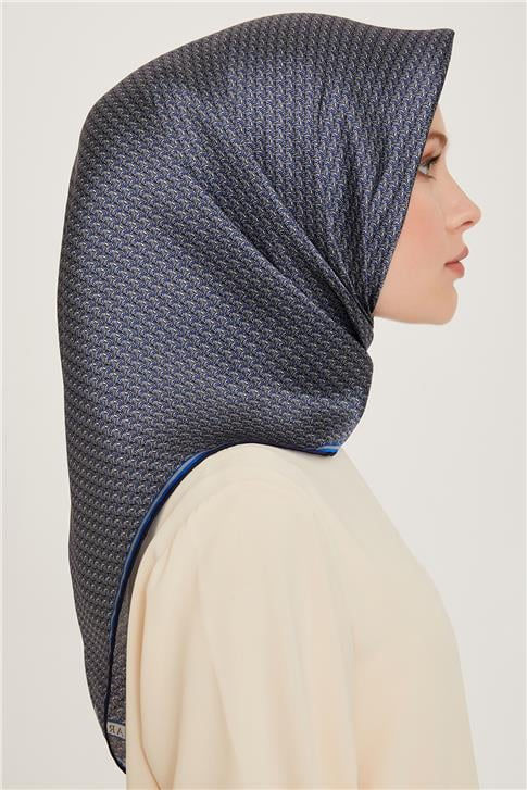 Armine Klasik Desenli Sura Saf İpek Eşarp 9250D 50