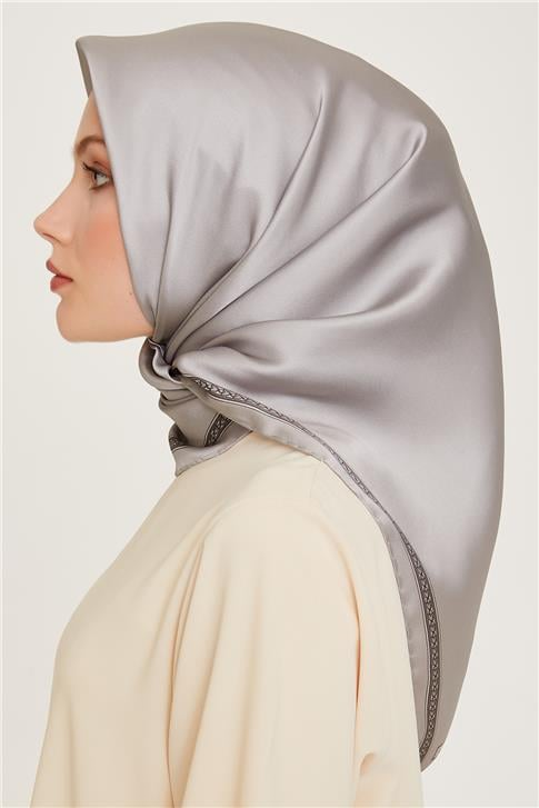 Armine Klasik Desenli Sura Saf İpek Eşarp 9261D 07 06