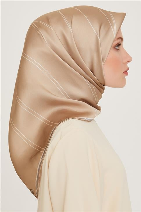 Armine Klasik Desenli Sura Saf İpek Eşarp 9251D 54