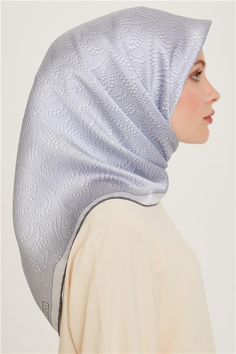 Armine Klasik Desenli Sura Saf İpek Eşarp 9246D 05