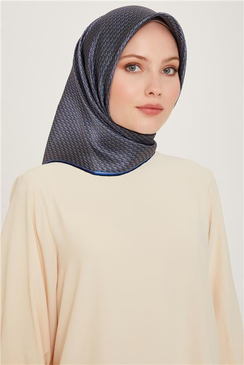 Armine Klasik Desenli Sura Saf İpek Eşarp 9250D 50