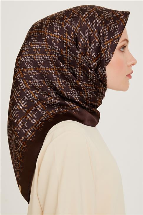 Armine Klasik Desenli Sura Saf İpek Eşarp 9239D 85