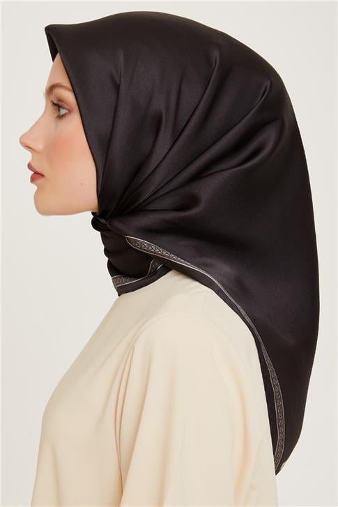 Armine Klasik Desenli Sura Saf İpek Eşarp 9261D 07 82