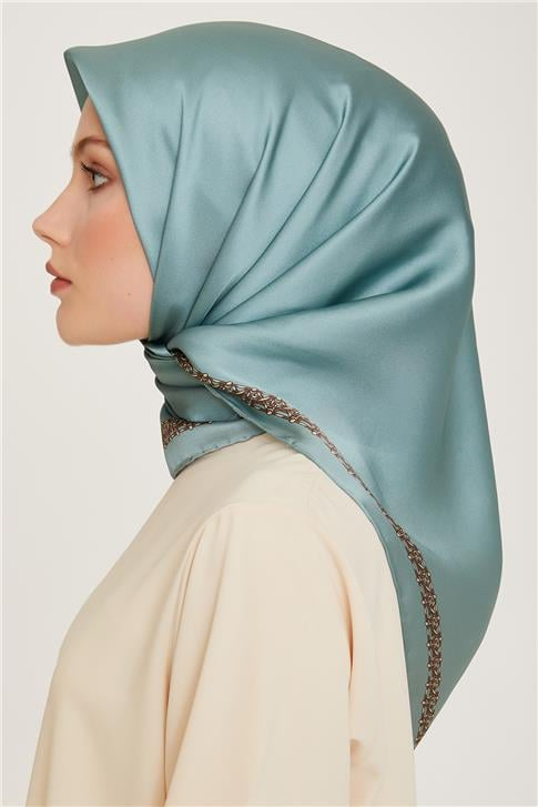 Armine Klasik Desenli Sura Saf İpek Eşarp 9260D 03 37