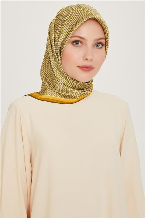Armine Klasik Desenli Sura Saf İpek Eşarp 9243D 06 32