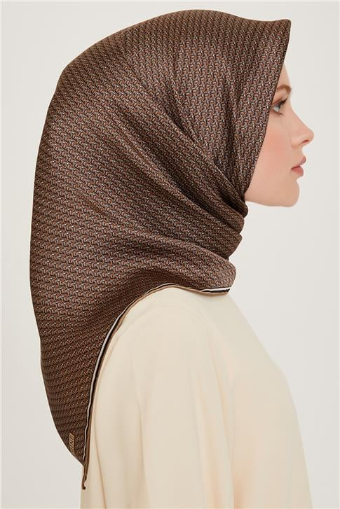 Armine Klasik Desenli Twill Saf İpek Eşarp 9250D 80