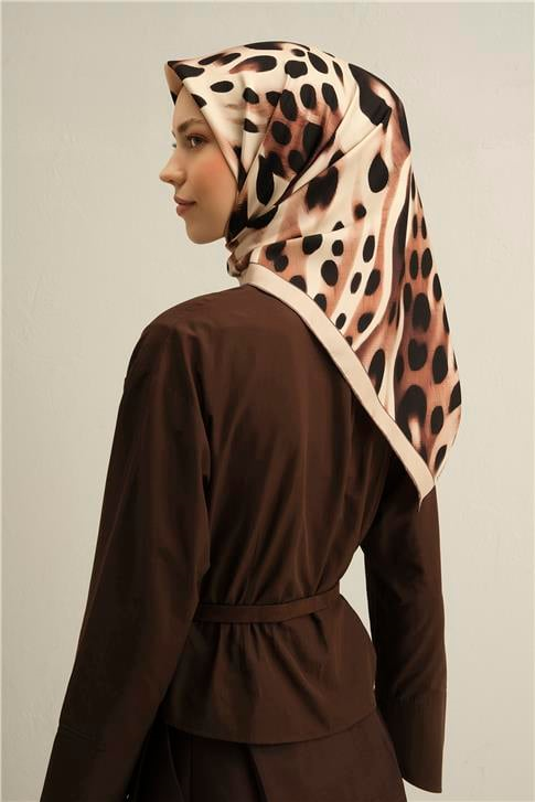 Armine Leopar Desenli Saf İpek Twill Eşarp 9320D 31