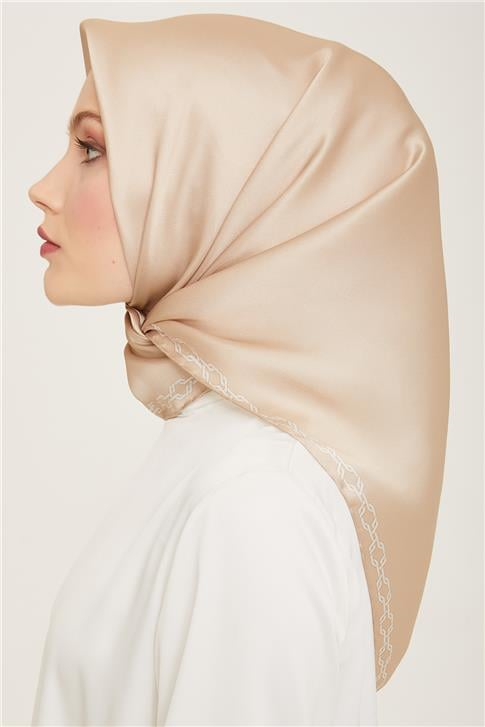 Armine Leopar Desenli Sura İpek Eşarp 24Ya9155 02