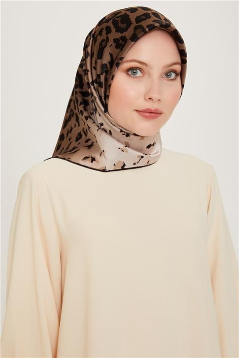 Armine Leopar Desenli Twill Saf İpek Eşarp 9249D 03