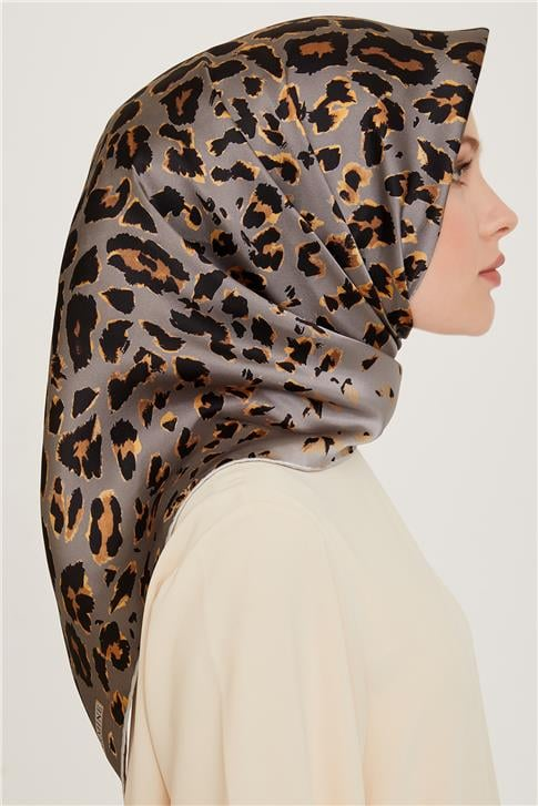 Armine Leopar Desenli Twill Saf İpek Eşarp 9249D 31