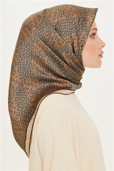 Armine Monogram Desenli Sura Saf İpek Eşarp 9228D 32