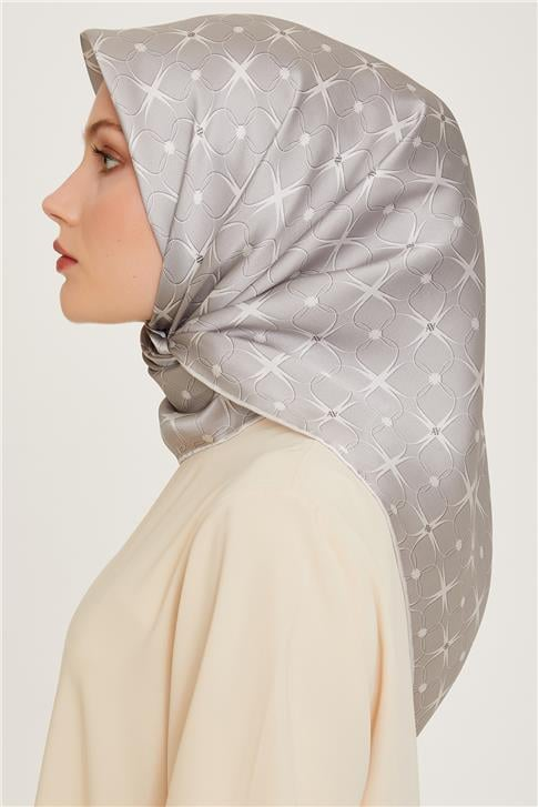 Armine Monogram Desenli Sura Saf İpek Eşarp 9207D 01 02