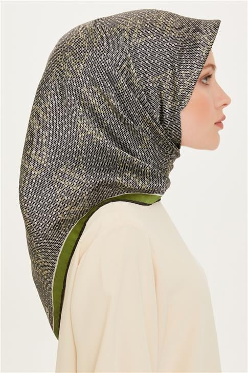 Armine Monogram Desenli Sura Saf İpek Eşarp 9228D 52