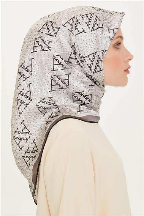 Armine Monogram Desenli Sura Saf İpek Eşarp 9228D 55