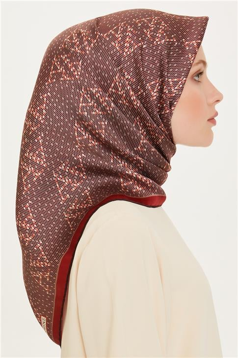 Armine Monogram Desenli Sura Saf İpek Eşarp 9228D 01