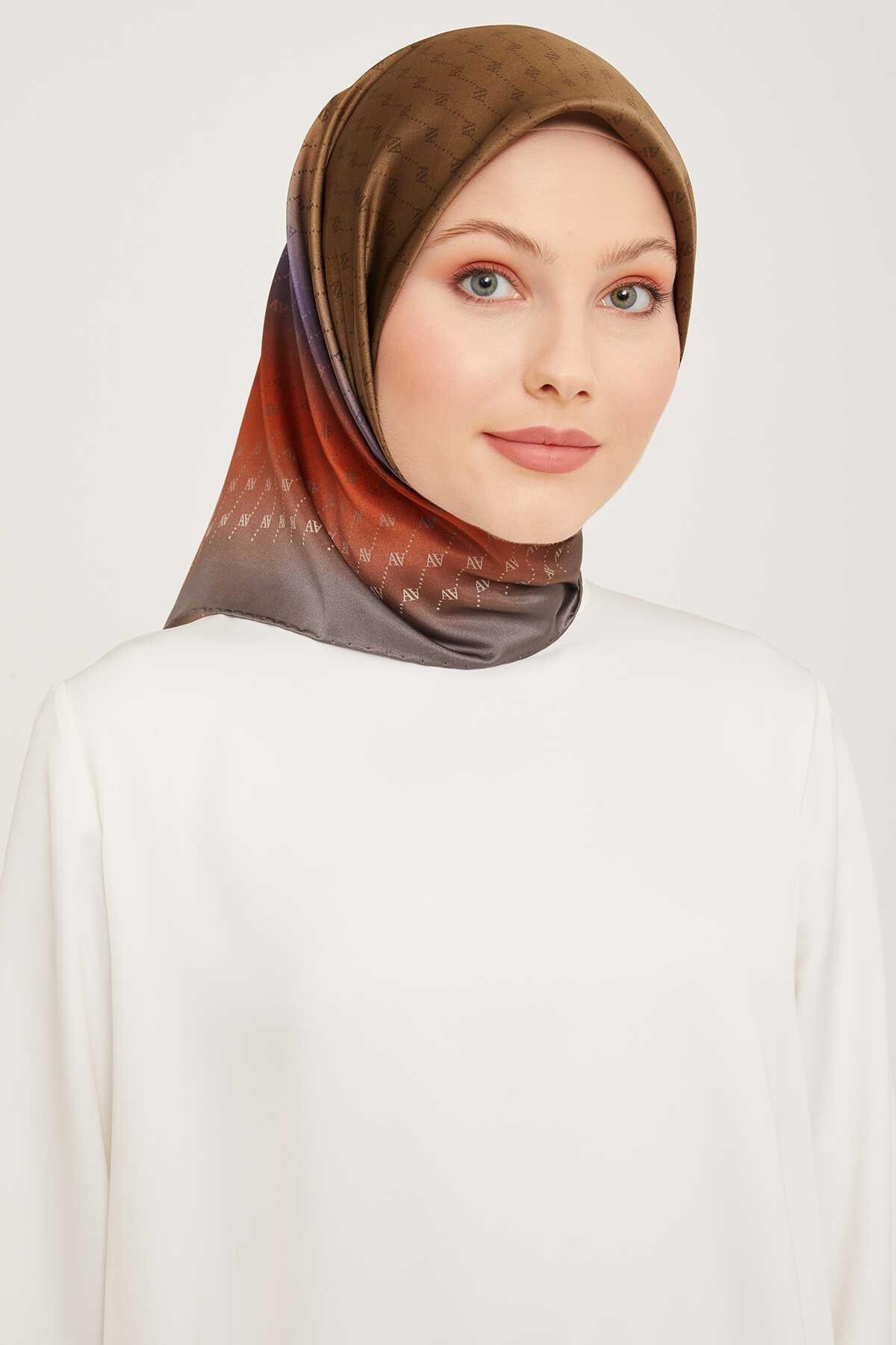 Armine Nostalji Serisi Sura İpek Eşarp 9003-33NS
