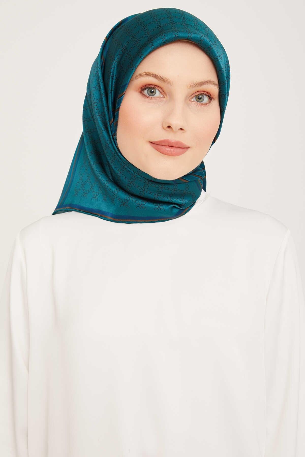 Armine Nostalji Serisi Twill İpek Eşarp 9054-05NT