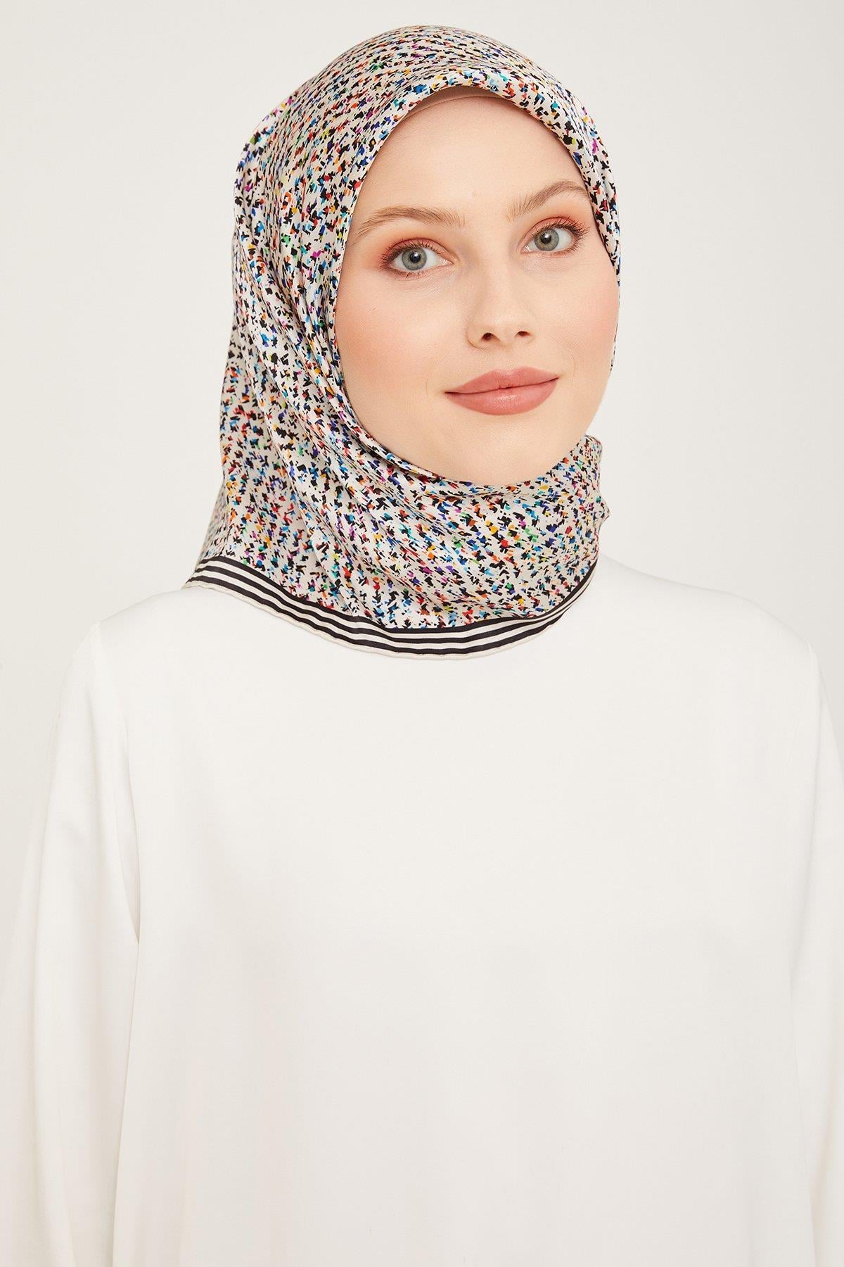 Armine Nostalji Serisi Twill İpek  Eşarp 9013-04T