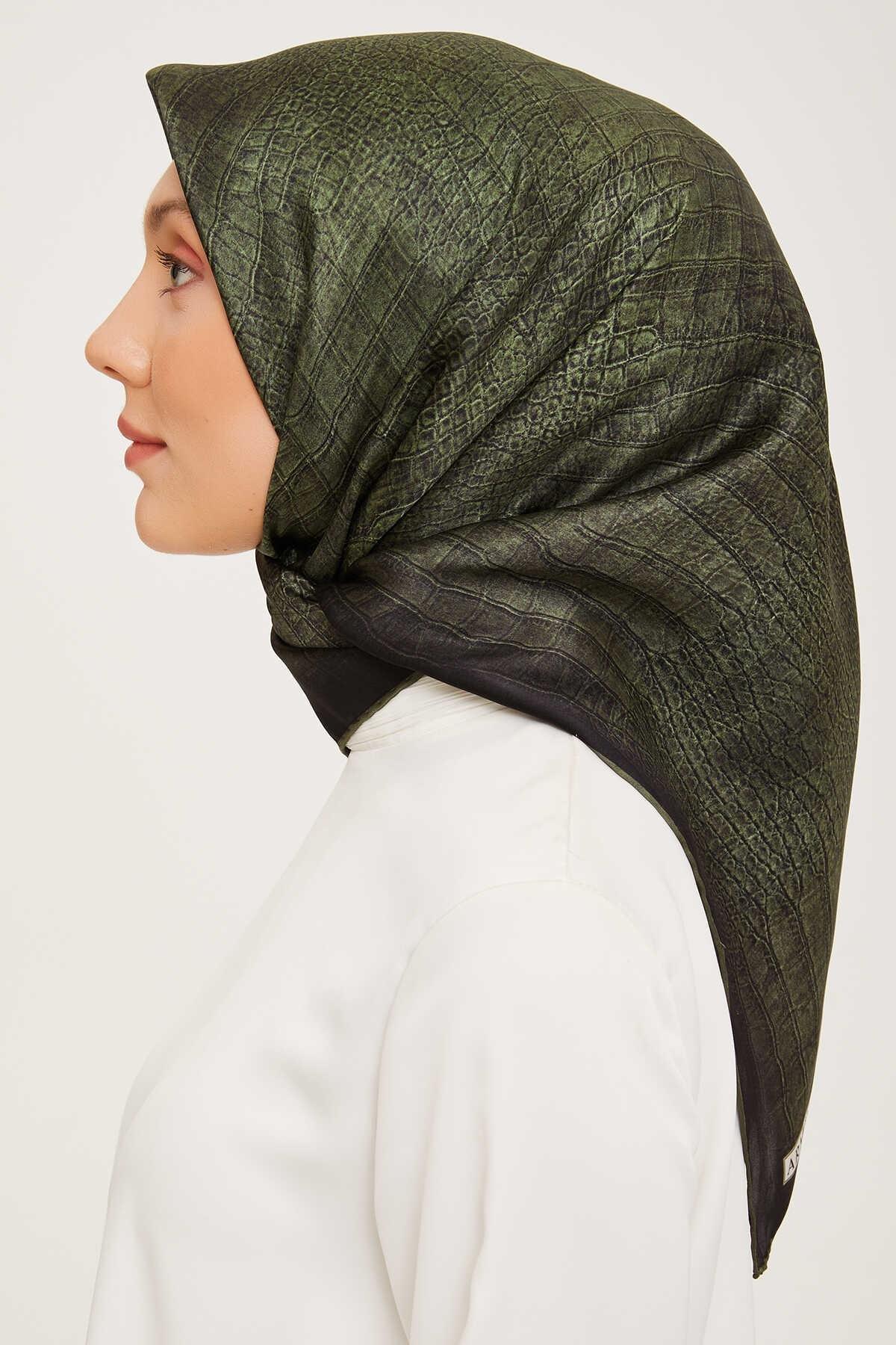 Armine Nostalji Serisi Twill İpek Eşarp 9030-53NT