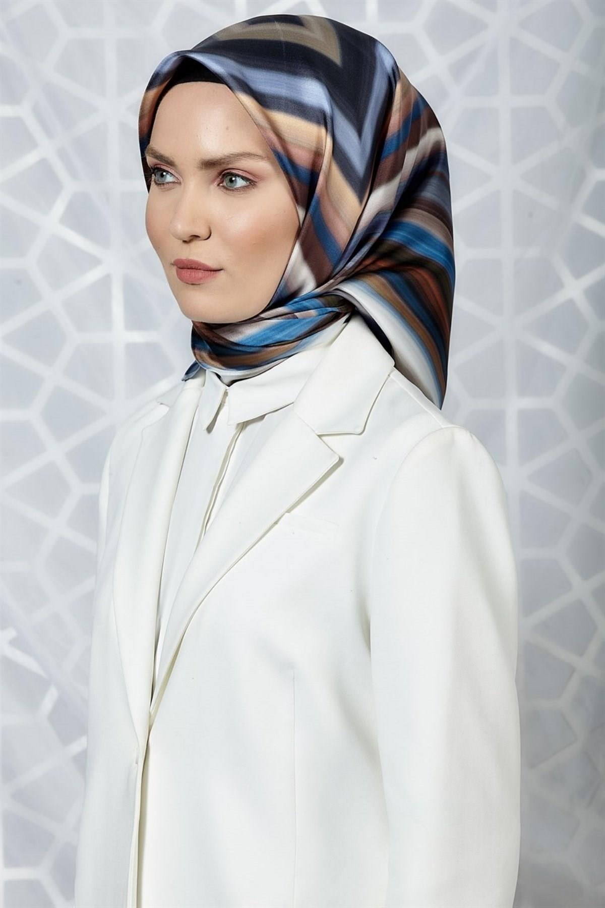 Armine Özel Nostalji Serisi Twill İpek Eşarp Modelleri 8237D-31