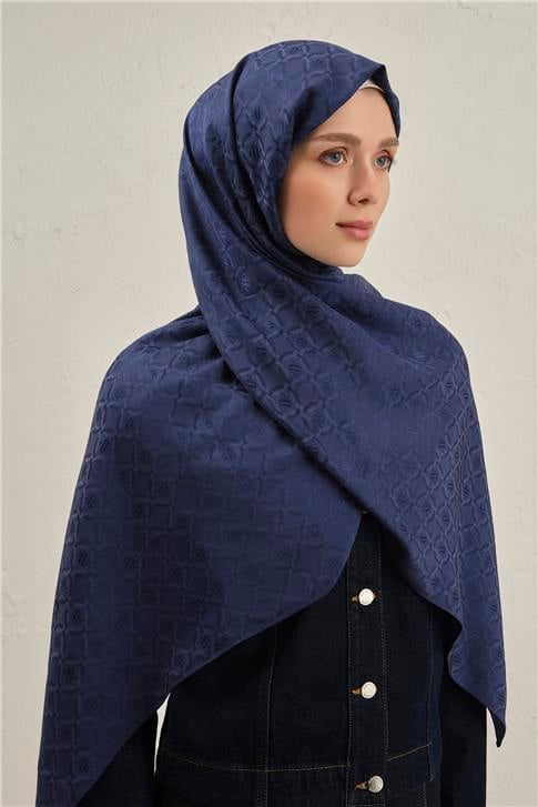 Armine Pamuk  Floş Monogram Zincir Şal 1 03