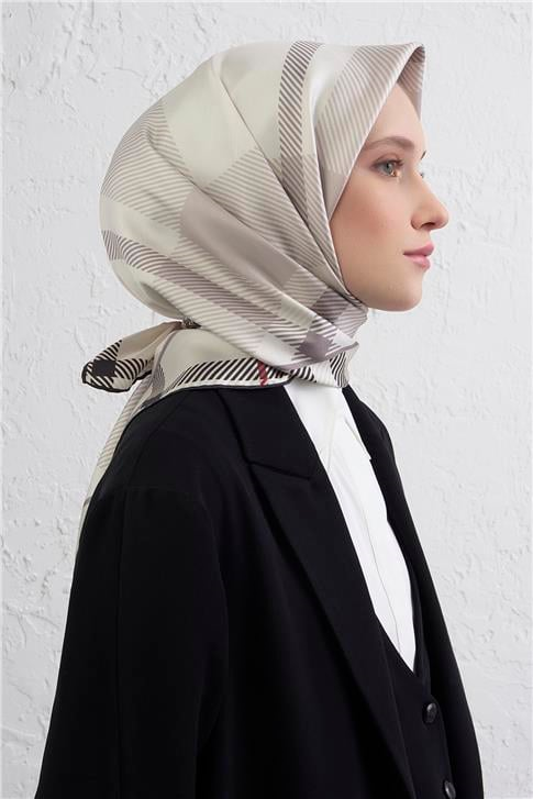 Armine Saf İpek Sura Eşarp 9418D 82