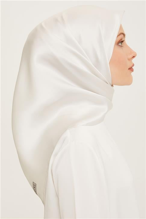 Armine Sura Eşarp 22Ya0010 131 400
