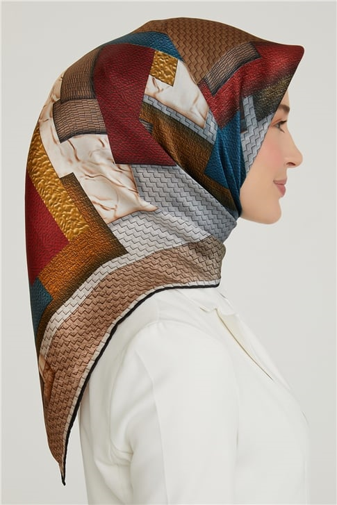 Armine Sura İpek Eşarp 19Ka8223 01