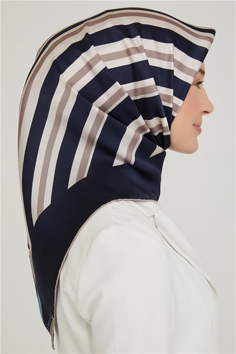 Armine Sura İpek Eşarp 21Ka8601 02