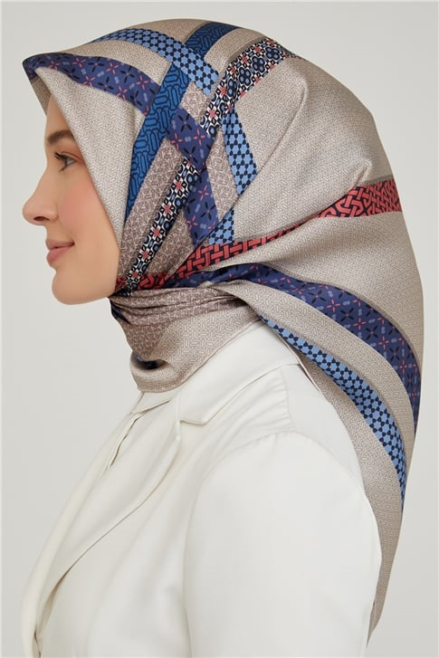 Armine Sura İpek Eşarp 21Ka8603 30