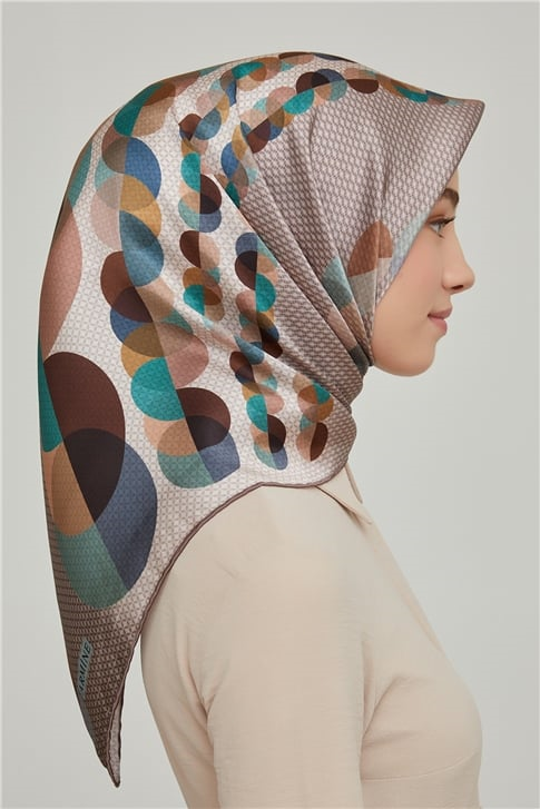 Armine Sura İpek Eşarp 21Ka8604 06