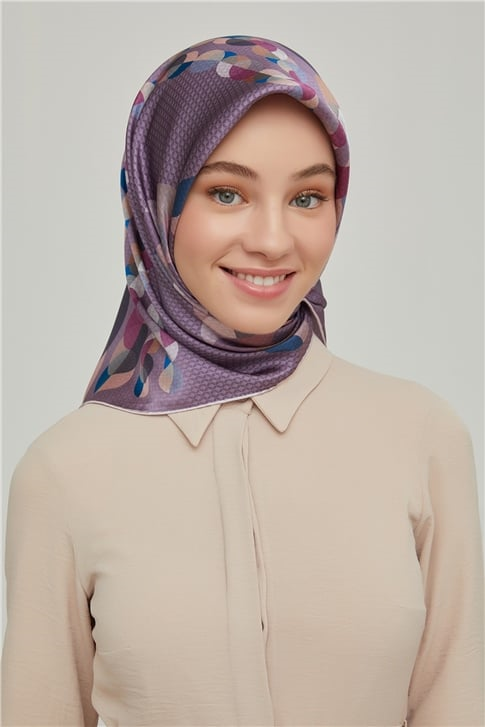 Armine Sura İpek Eşarp 21Ka8604 37
