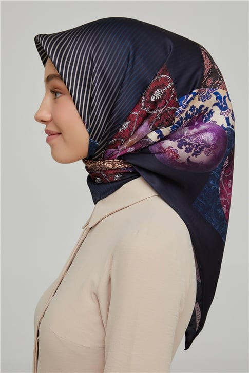 Armine Sura İpek Eşarp 21Ka8605 01