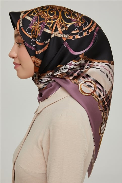 Armine Sura İpek Eşarp 21Ka8607 03