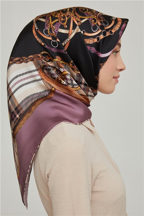 Armine Sura İpek Eşarp 21Ka8607 03