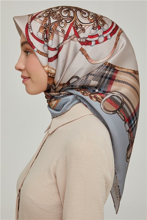 Armine Sura İpek Eşarp 21Ka8607 14