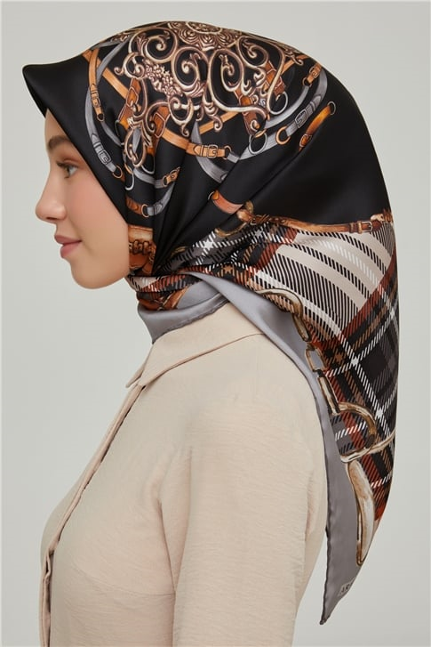 Armine Sura İpek Eşarp 21Ka8607 31