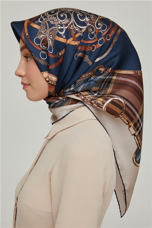 Armine Sura İpek Eşarp 21Ka8607 32