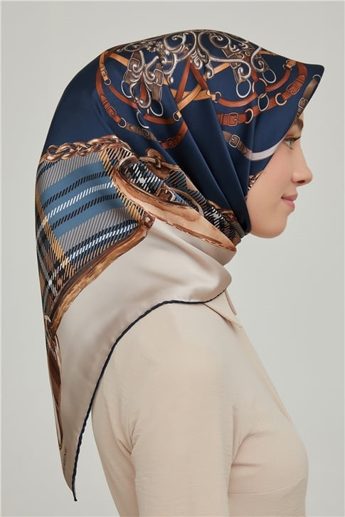 Armine Sura İpek Eşarp 21Ka8607 32