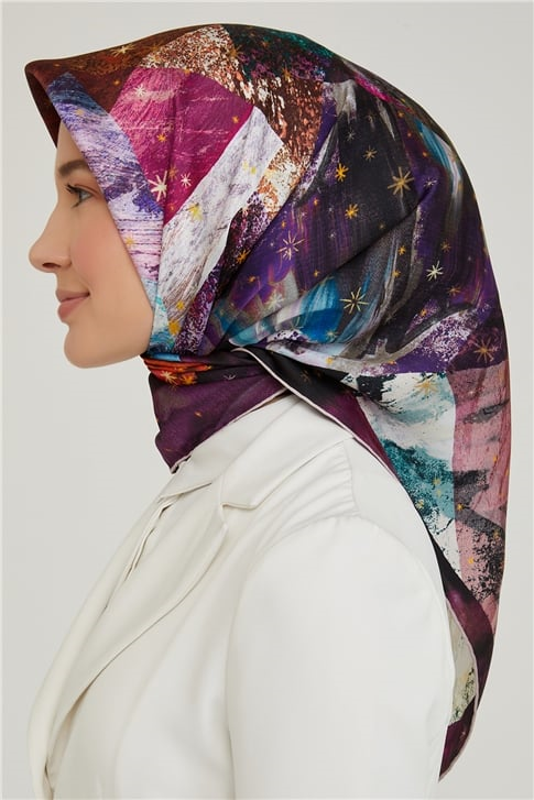 Armine Sura İpek Eşarp 21Ka8608 03
