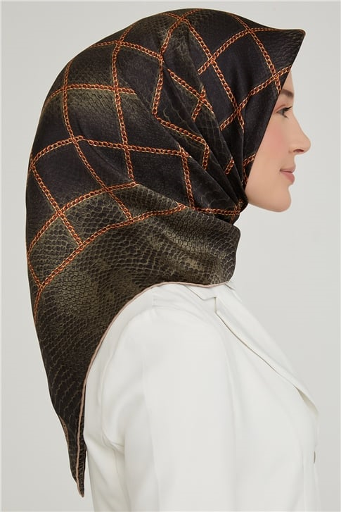 Armine Sura İpek Eşarp 21Ka8609 08