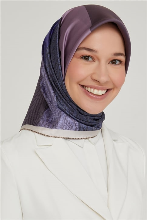 Armine Sura İpek Eşarp 21Ka8610 37
