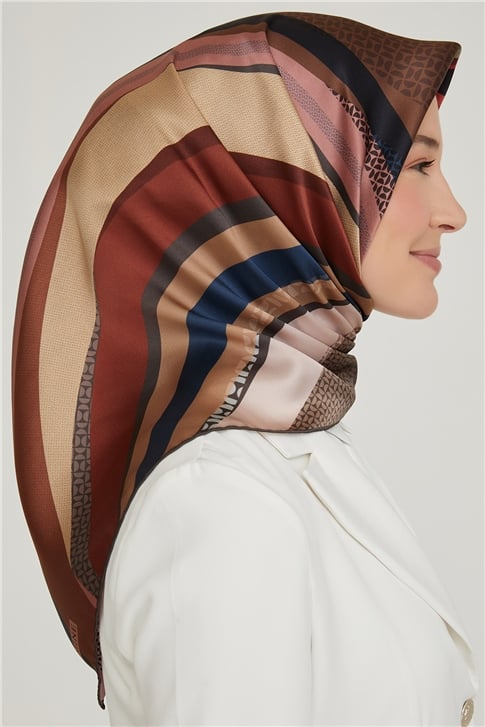 Armine Sura İpek Eşarp 21Ka8613 39