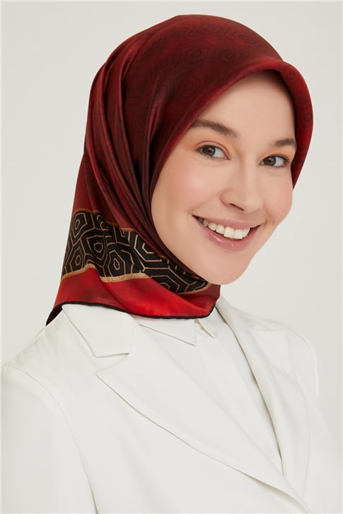 Armine Sura İpek Eşarp 21Ka8614 01