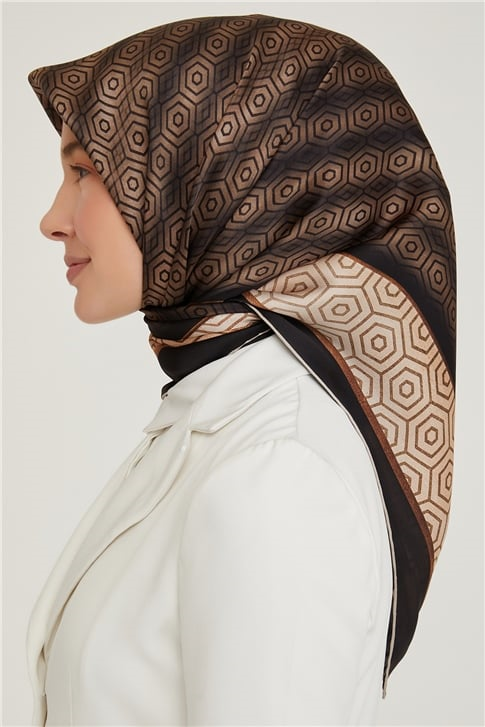 Armine Sura İpek Eşarp 21Ka8614 03